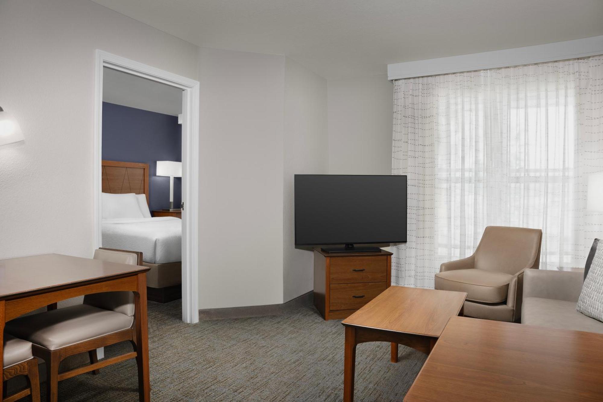 By Marriott Hotel 3*