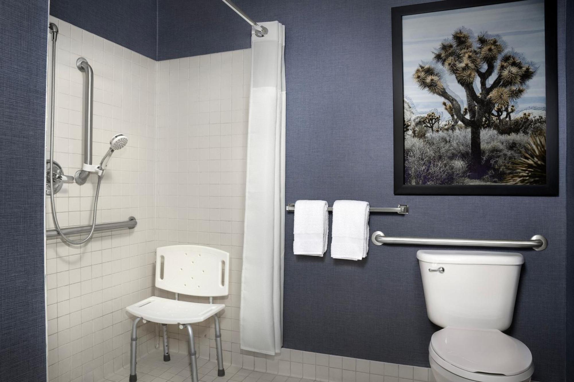 By Marriott 3* San Bernardino
