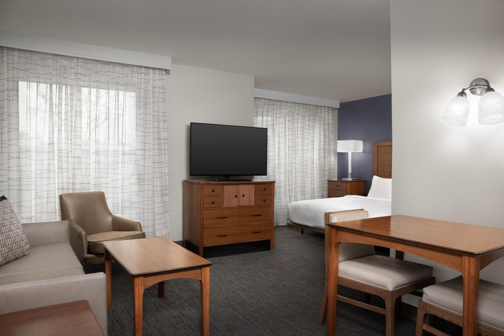 Hotel By Marriott 3*
